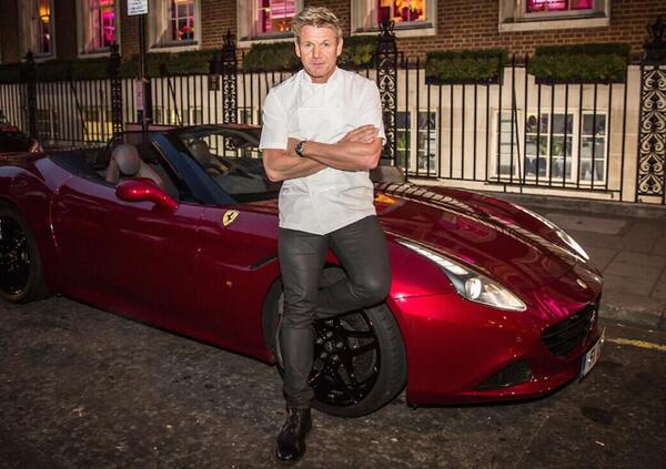 Gordon Ramsay, ma come parcheggi la Ferrari Purosangue? Ecco dove lo chef di Hell&rsquo;s Kitchen ha lasciato la sua supercar