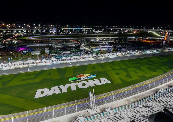 ROLEX 24H: tutto quello che c&#039;&egrave; da sapere sulla spettacolare endurance americana a Daytona