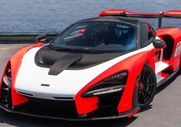 Dopo la Porsche, Aleix Espargar&ograve; vuole la McLaren Senna. L&rsquo;appello social&hellip; alla moglie!