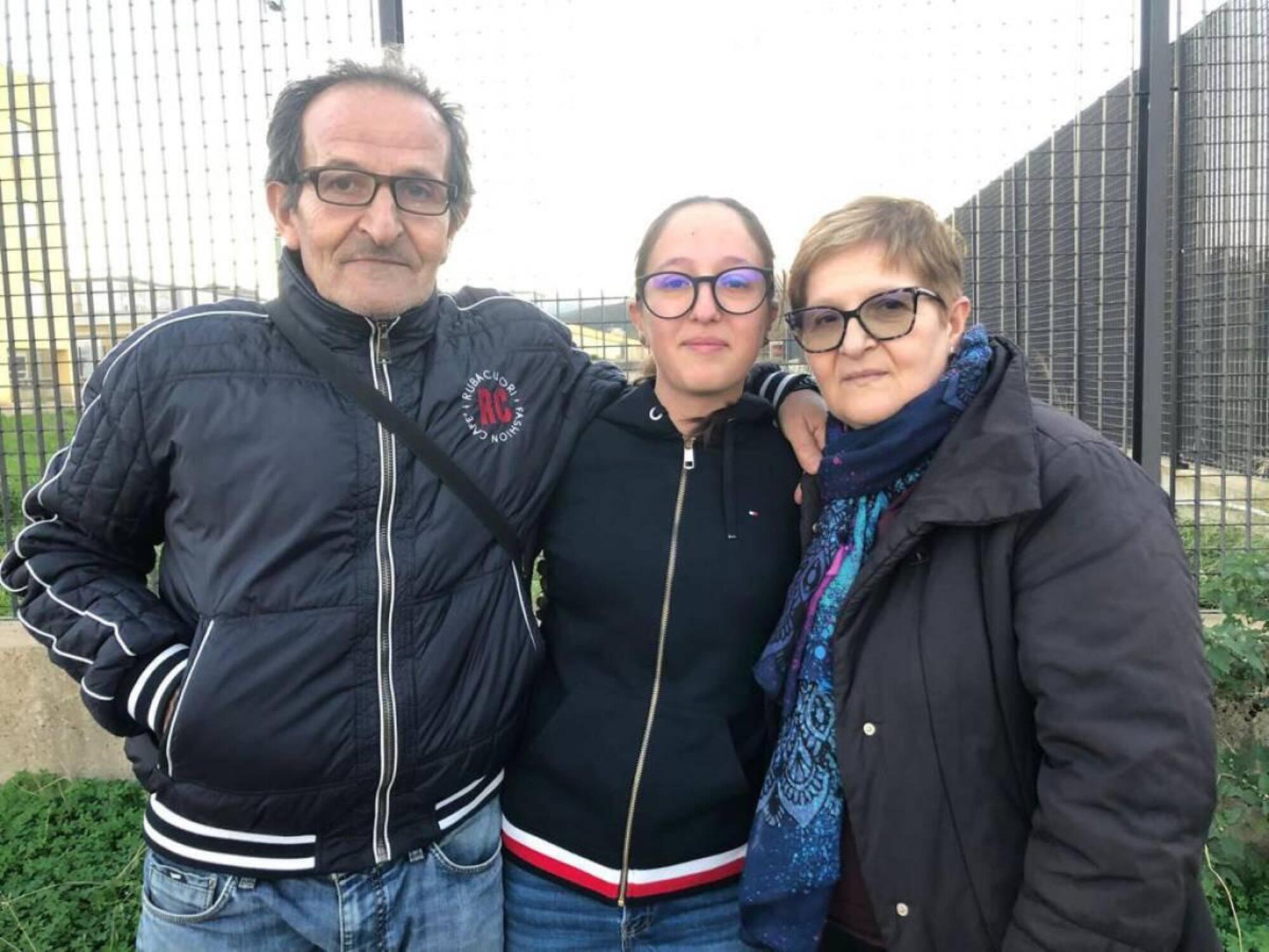 Beniamino Zuncheddu riabbraccia la famiglia dopo trentatr&eacute; anni di carcere