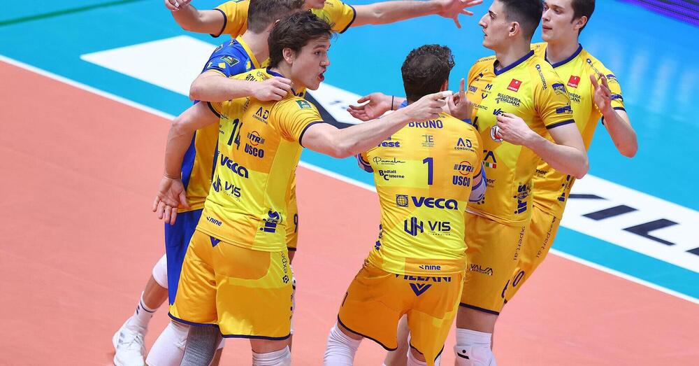 La crisi del Modena Volley e la preoccupazione per la pallavolo di domani: l&#039;esonero di Petrella come cambio di rotta