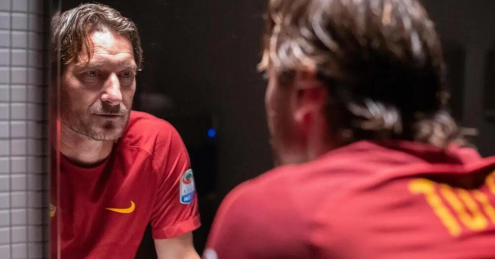 C&#039;&egrave; solo un direttore possibile del Teatro di Roma: Francesco Totti. E non &egrave; uno scherzo