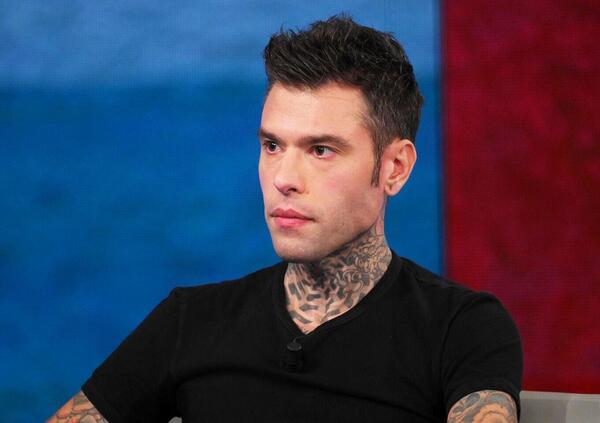 &ldquo;Pubblicit&agrave; occulta&rdquo; e &ldquo;omofobia&rdquo; per Fedez: ecco come il Codacons ha vinto in tribunale contro il rapper