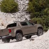 The Amarok Dream, Episode 1: Le tavole da surf di Huh Shapes con Volkswagen Amarok [VIDEO]  5