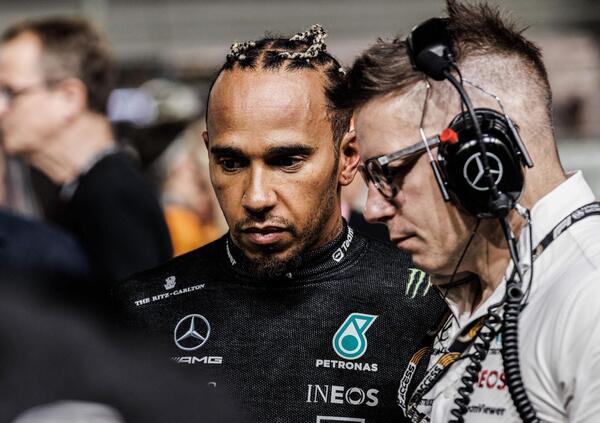 Ok, ma chi &egrave; Peter &quot;Bono&quot; Bonnington: il fedelissimo di Hamilton che Lewis vorrebbe in Ferrari? 