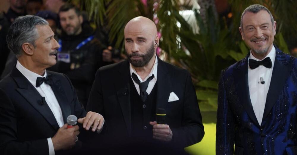 Tutto quello che non torna nelle versioni di Amadeus, Fiorello e Rai sulla &ldquo;comparsata speciale&rdquo; di Travolta a Sanremo 2024: sul sito di U-Power se ne parlava da tempo...