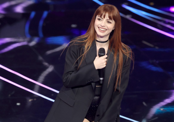 Sanremo 2024 &egrave; uguale a quello di cinquant&rsquo;anni fa. Ma non doveva essere il migliore di sempre? Classifiche, singoli e tv... non &egrave; cambiato niente, tranne il numero di telespettatori