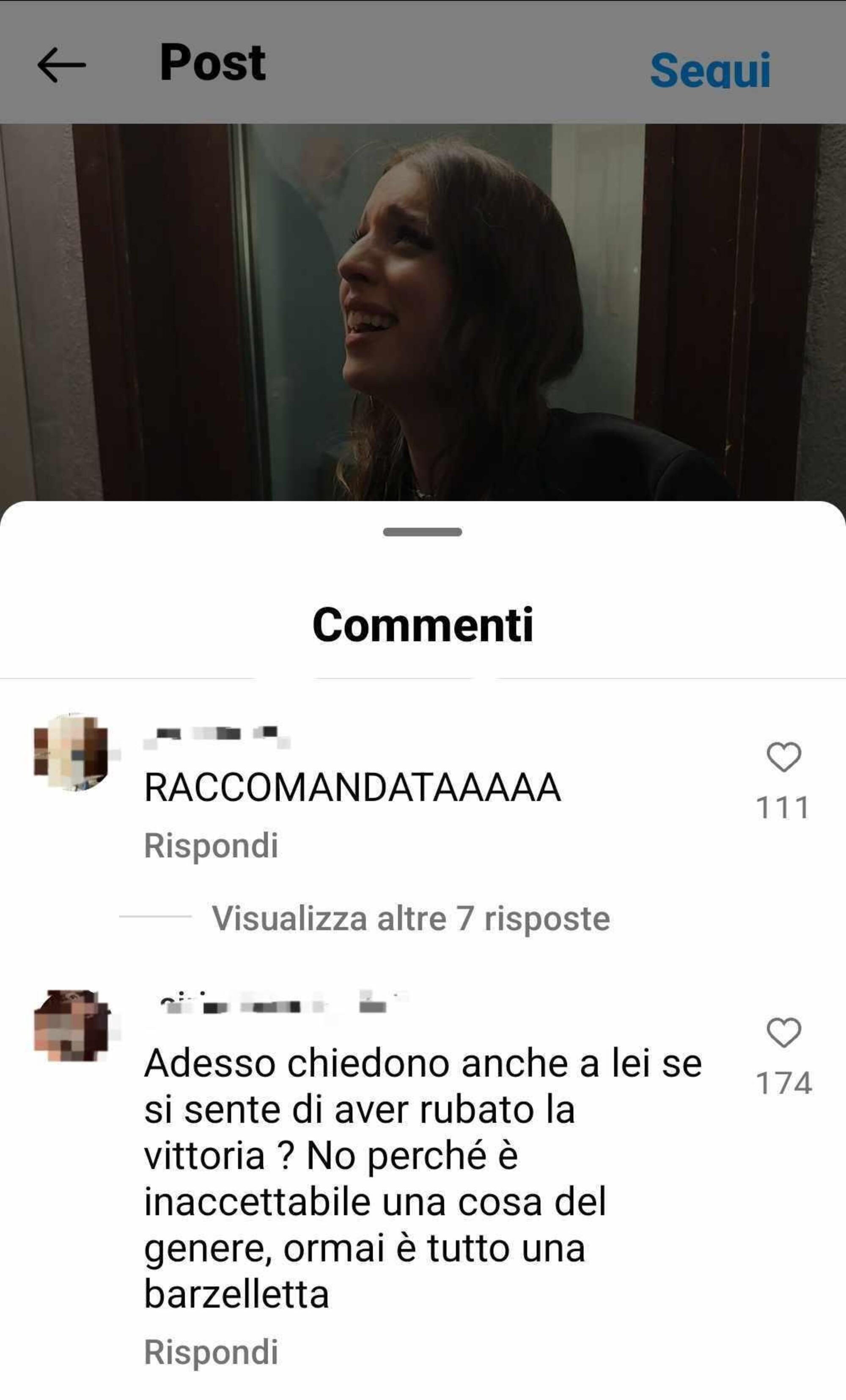 Commenti contro Angelina 