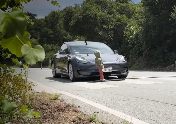 &ldquo;Boicottate Tesla&rdquo;: al Super Bowl Nfl la campagna pubblicitaria contro Elon Musk, autopilot e self driving. Ecco perch&eacute;