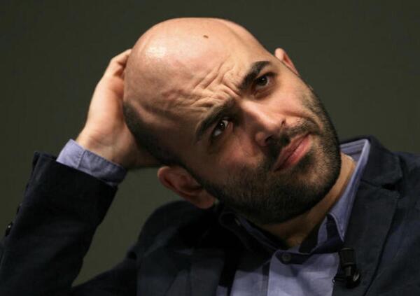 Ma Saviano che difende Geolier segue i trend come Selvaggia Lucarelli? E chi ha ragione sulla camorra? Roberto o Belpietro su La Verit&agrave;? Nessuno: ecco perch&eacute; e cosa c&rsquo;entrano &ldquo;Dangerous Mind&rdquo; e &ldquo;Gangsta&rsquo;s Paradise&rdquo;