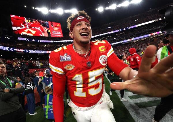 Ok, ma chi &egrave; Patrick Mahomes, la stella dei Kansas City Chiefs che sta riscrivendo la storia dell&#039;NFL? 