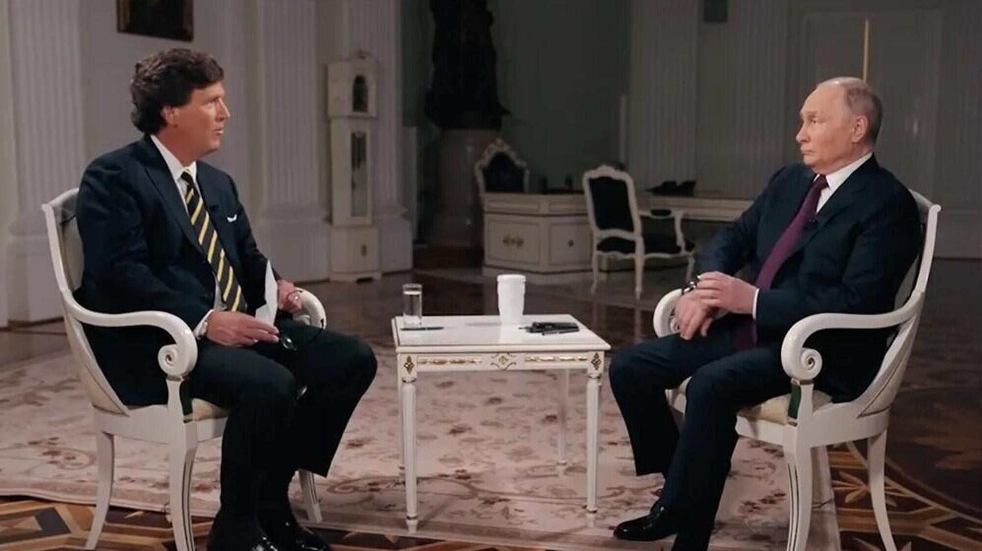 Vladimir Putin e Tucker Carlson