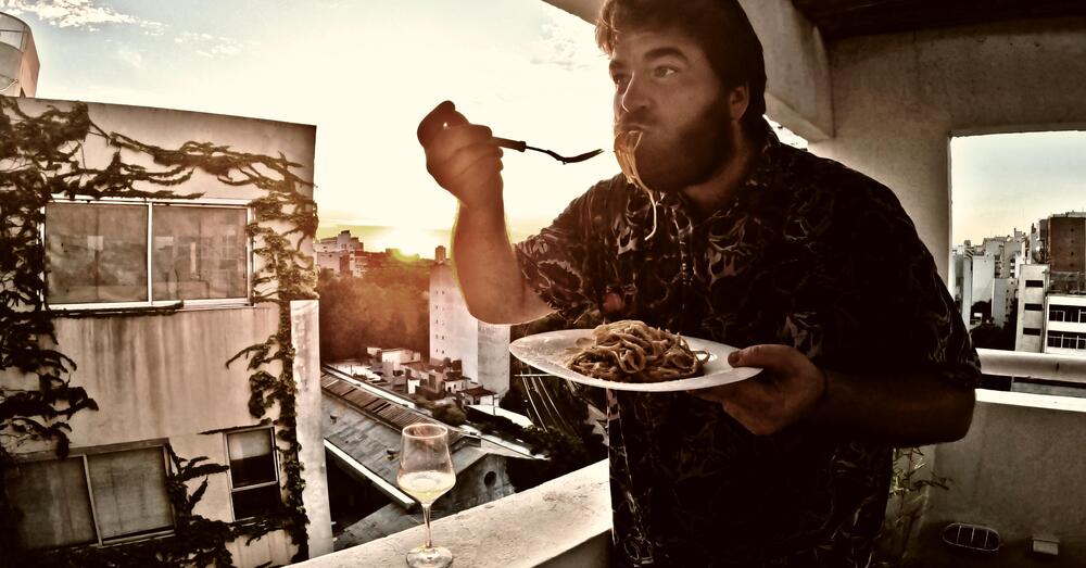 Con Burbank ci siamo persi in Argentina, fra piatti tipici come la carbonara alla brace e spunti che arrivano da Masterchef