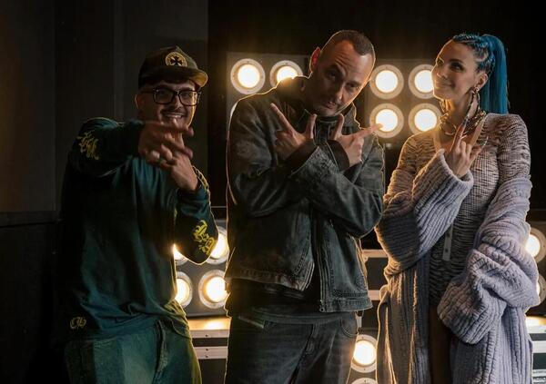 Le pagelle di Nuova Scena: Fabri Fibra maestro (9), Geolier e i napoletani spaccano (8) e Rose Villain (5) rimandata alla prossima puntata: ma l&rsquo;hip hop &egrave; vivo o morto?