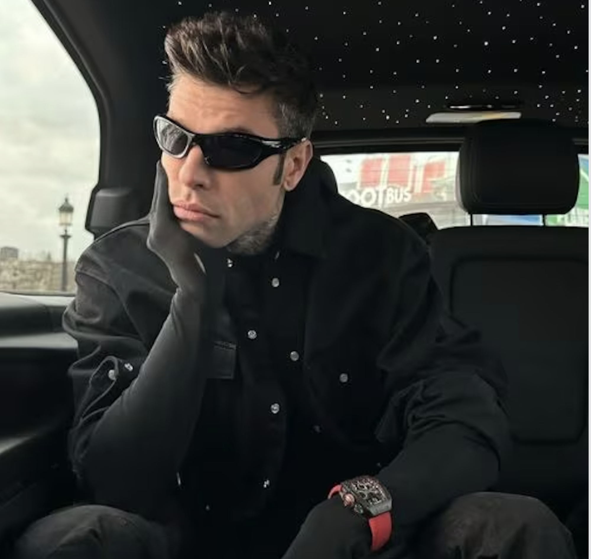 Fedez con al polso il Richard Mille RM 67-02