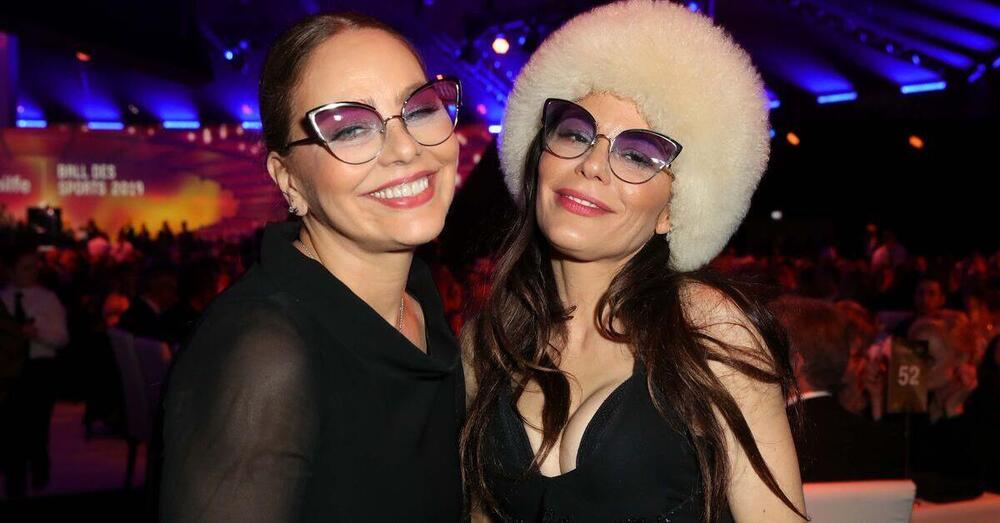 Ornella Muti e Naike in Russia, perch&eacute; le criticano sui social? Tra Bella ciao, forum sulla pace, sfilate e propaganda&hellip;