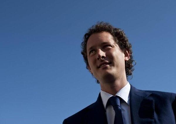 Eredit&agrave; Agnelli, ecco quante decine di milioni vengono contestate agli Elkann per la tassa di successione non pagata. E intanto i cellulari sequestrati...