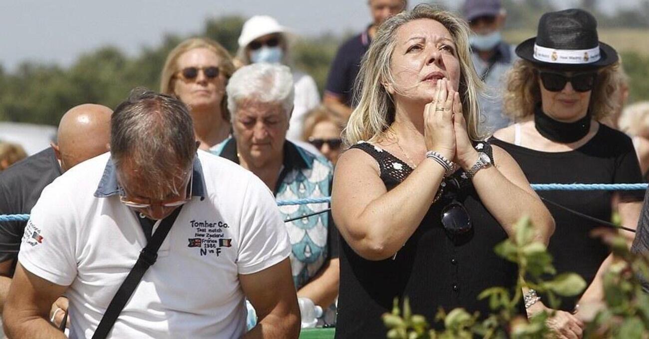 La veggente di Trevignano scomunicata dalla Chiesa, ma i fedeli credono a lei. Perch&eacute;? C&rsquo;entrano il cervello &ldquo;spento&rdquo;, la manipolazione e il caso Medjugorje 