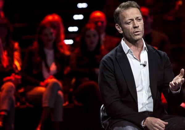 Parla per la prima volta la donna che ha denunciato Rocco Siffredi di molestie sessuali: &ldquo;In Supersex redento? Non sa la differenza tra una giornalista e una pornostar&hellip;&rdquo;