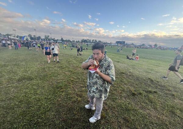 Con Burbank abbiamo mangiato al Lollapalooza di Buenos Aires. Tra musica e street food ecco tutto quello che abbiamo fatto al festival pi&ugrave; atteso di sempre