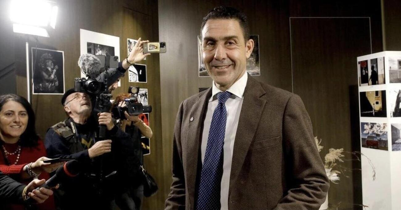 Ma la &ldquo;clausola antifascista&rdquo; per Vannacci a Vicenza non &egrave; un po&rsquo; fascista?