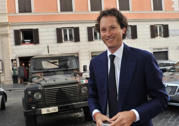 Ma John Elkann &egrave; un tagliatore di teste o un&rsquo;ape operaia, come dice Dagospia? Intanto Lapo tra l&rsquo;eredit&agrave; Agnelli e la moglie&hellip;