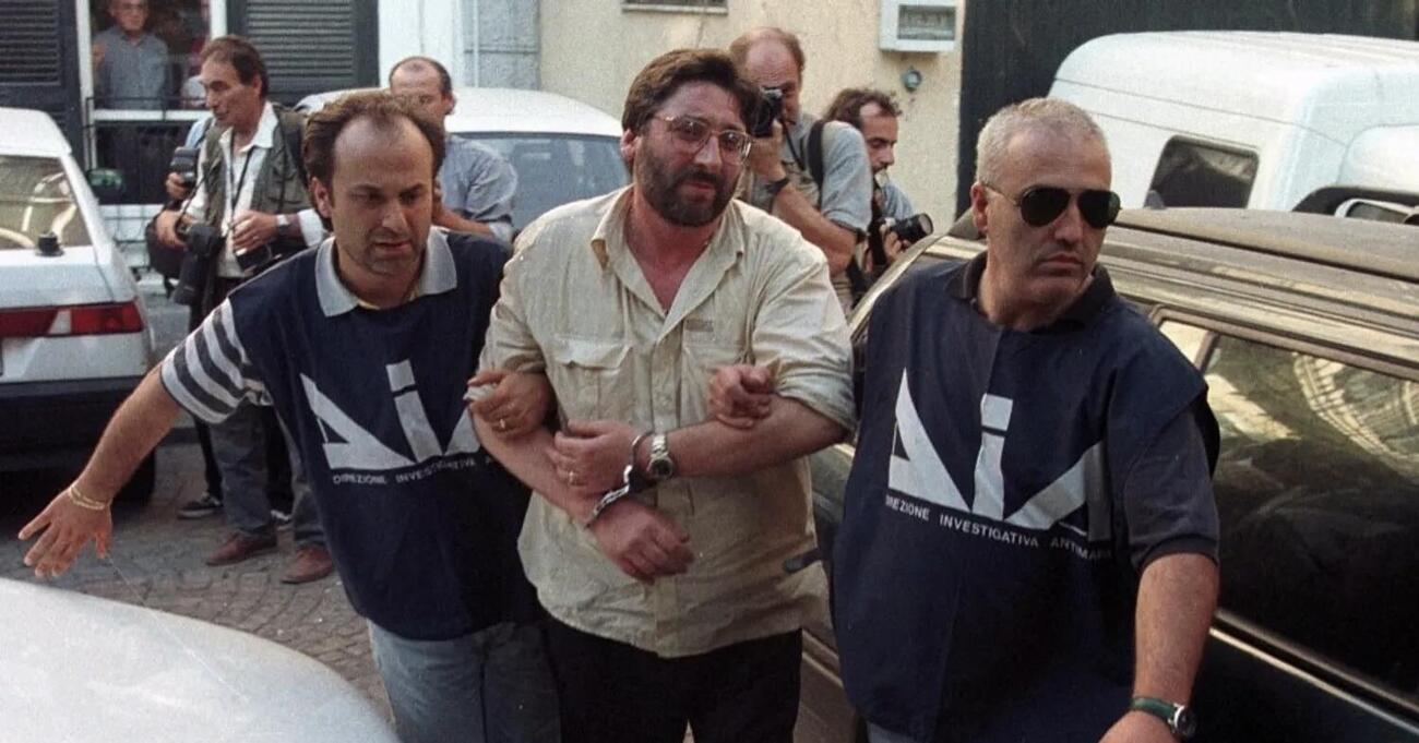 I segreti del pentito Schiavone? Nicaso: &ldquo;Ecco cosa pu&ograve; rivelare&rdquo;. E il braccio destro di Gratteri ci racconta l&rsquo;incontro con il boss di camorra&hellip;