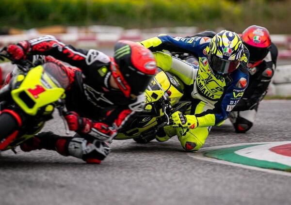 E&rsquo; sempre Italia vs Spagna: Valentino Rossi e gli altri dell&rsquo;Academy fedeli al polso destro, Espargar&ograve; e Martin invece&hellip;