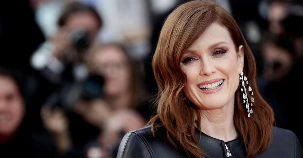 Julianne Moore &egrave; come la Bibbia: scandalosa e profonda. E la serie &ldquo;Mary &amp; George&rdquo; lo dimostra