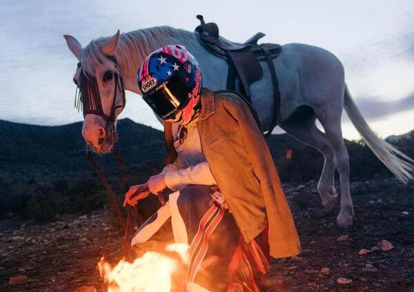 Red Desmo Redemption: Marc Marquez arriva ad Austin con un video da far west, ma i giorni sono pi&ugrave; di 900 [VIDEO]