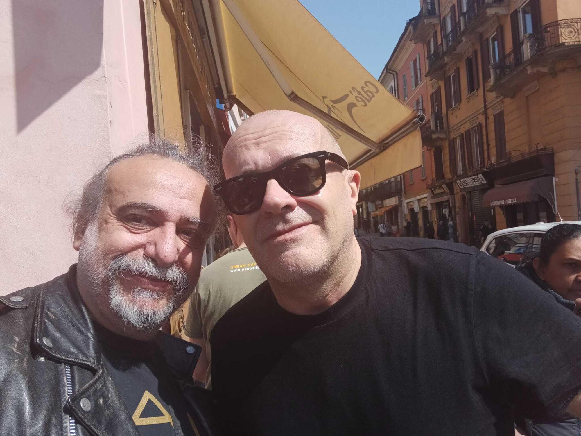 Michele Monina in &quot;gita&quot; con Max Pezzali per Discoteche abbandonate