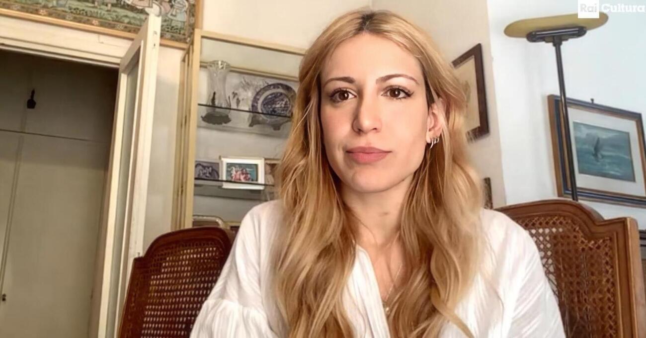 Ma Valentina Mira, tra i finalisti al Premio Strega con un libro contro la destra, non &egrave; pi&ugrave; &ldquo;Dalla stessa parte&rdquo;? Acca Larentia e mi troverai nella dozzina (e tra i pi&ugrave; venduti in libreria)&hellip;