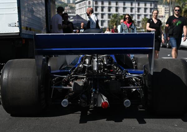 Gran Premio di Napoli: monoposto e ruote coperte sul lungo mare, cosa sta succedendo?