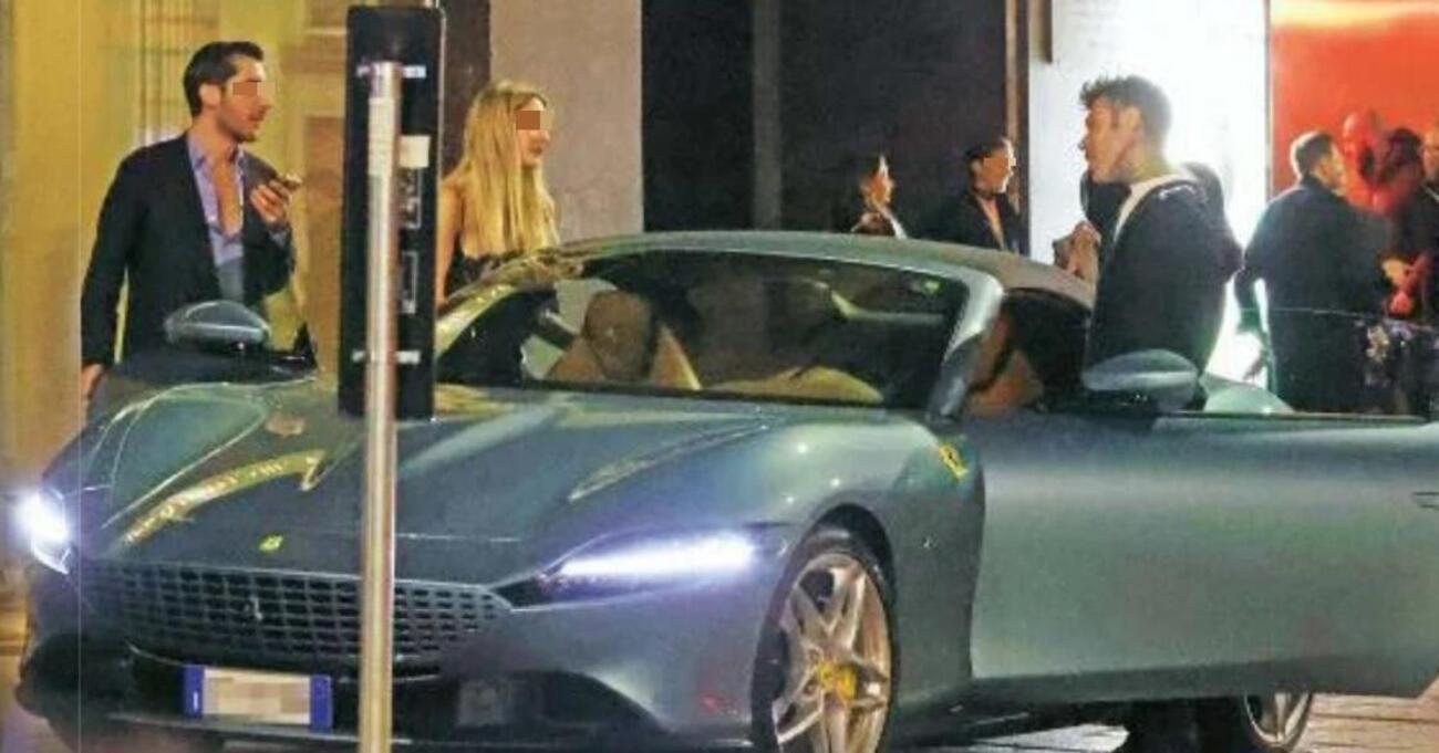 Fedez e Ferrari Roma Spider, primi effetti del nuovo acquisto? Ecco come si diverte da single, e le ragazze...