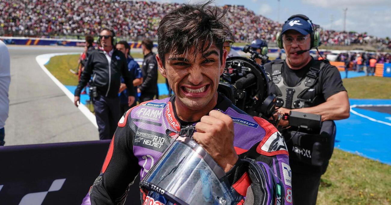 Ok, ma quanti capolavori ha fatto Jorge Mart&iacute;n nella Sprint di Jerez? Lui alza le spalle: &quot;Cadere era pi&ugrave; facile, Marquez...&quot;