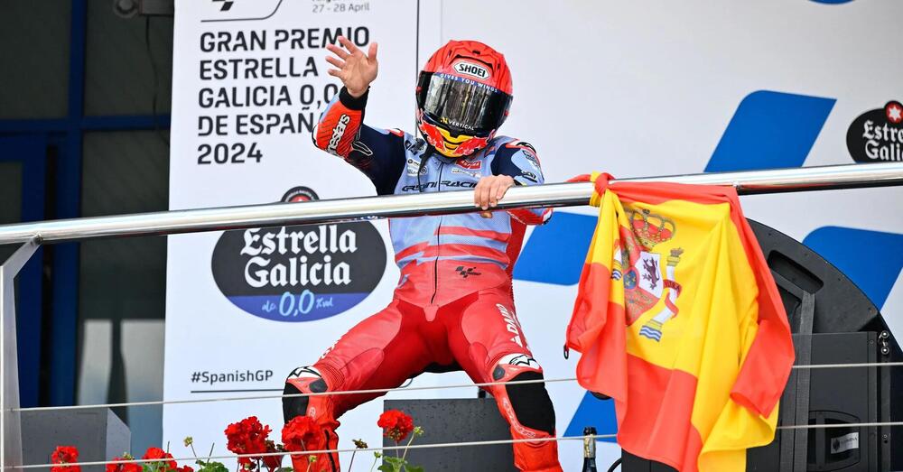 Ecco perch&eacute; Marc Marquez a Jerez balla come un dio sul podio e (quasi) limona con un uomo anche se ha perso