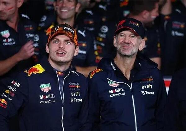 Adrian Newey lascia la Red Bull e Vasseur lo mette nel mirino Ferrari: in arrivo a Maranello il re dell&#039;aerodinamica? 