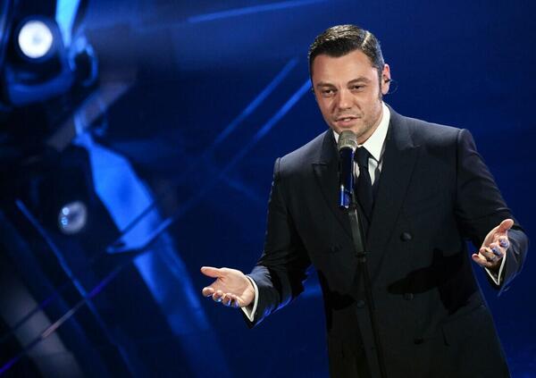 Tiziano Ferro in gara a Sanremo 2025? Nei corridoi del musicbiz sarebbe gi&agrave; certo...