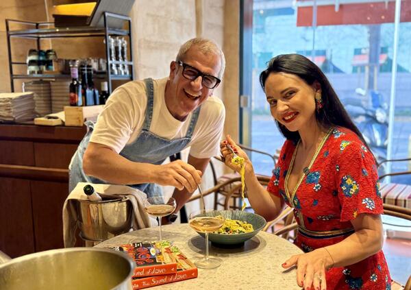 Carbonara, meglio Max Mariola o Nonna Margherita? Ecco la sfida. E Guido Mori la assaggia e...