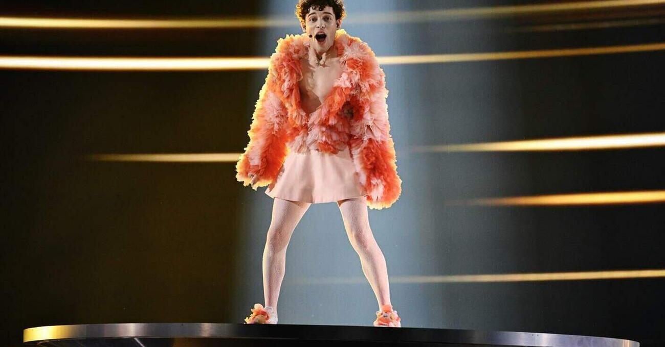 Eurovision, Minghi furioso: &ldquo;Sodoma e Gomorra, ha vinto uno con la gonna (Nemo). Rai non dovrebbe trasmettere queste nefandezze&rdquo;. E su Angelina Mango...