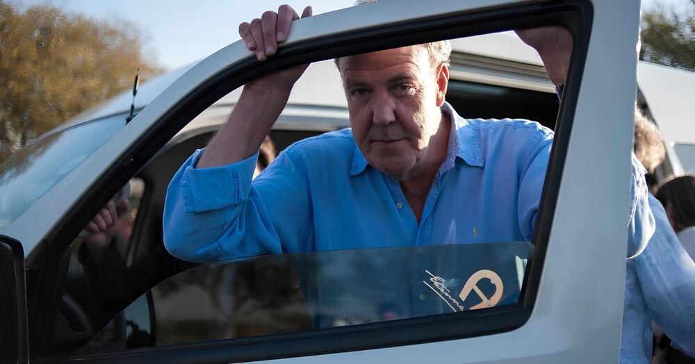 Jeremy Clarkson uomo pi&ugrave; sexy: da Top Gear e Fattoria ai concorsi di bellezza, arriva (incredibilmente?) il premio. Ma cosa fa alle donne? E non &egrave; la prima volta, perch&eacute;...