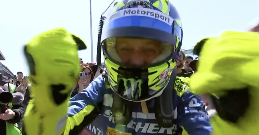 Ops, he did it again! Valentino Rossi vince una gara capolavoro a Misano: &ldquo;&Egrave; stata la vittoria pi&ugrave; bella&rdquo; [VIDEO]