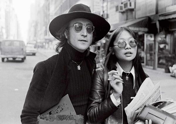 Molto pi&ugrave; che groupie: perch&eacute; senza Yoko Ono, Anita Pallenberg e Suzi Ronson, anche Mick Jagger, David Bowie e John Lennon non sarebbero gli stessi. E la musica rock?  