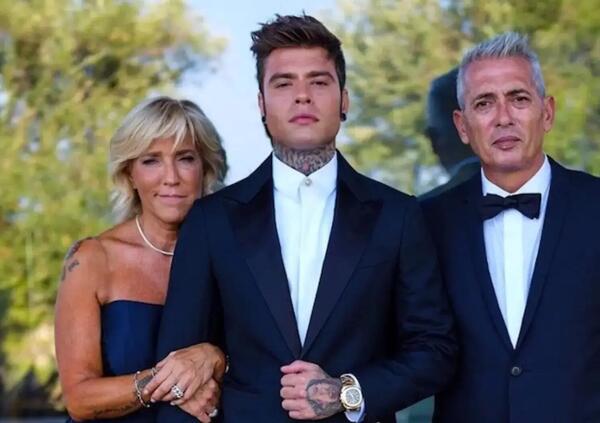 La mamma di Fedez dice che &egrave; attaccato perch&eacute; invidiato? No signora Annamaria Berrinzaghi. Ecco perch&eacute; non c&#039;&egrave; niente per cui invidiarlo 