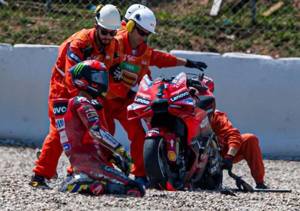 Un Pecco Bagnaia incaz*ato nero &egrave; quello che volevamo: &ldquo;Mi fa girare i cogli*ni. Questa pista &egrave; un disastro. In qualifica peggio che a Portim&atilde;o&rdquo; [VIDEO]