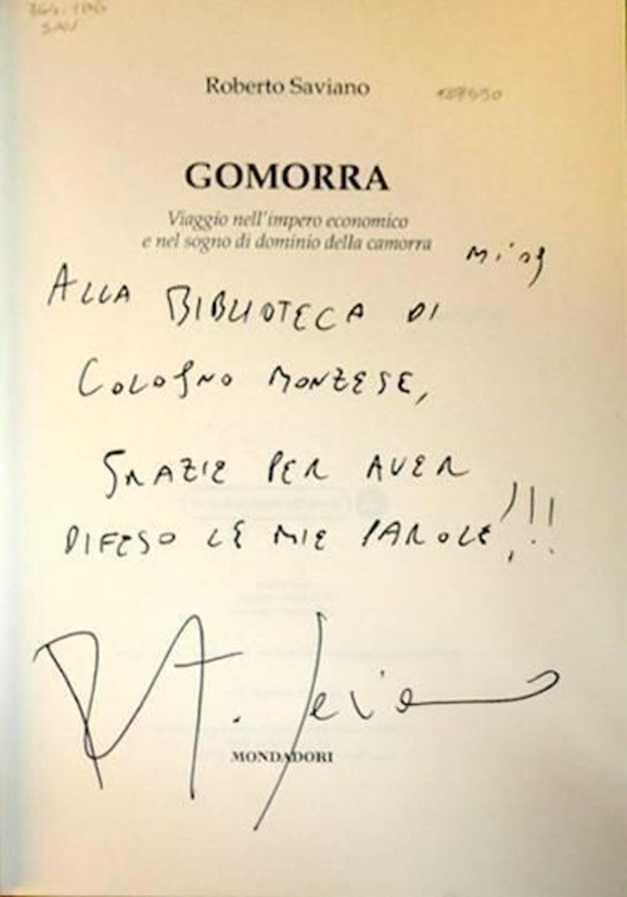 La calligrafia di Roberto Saviano 