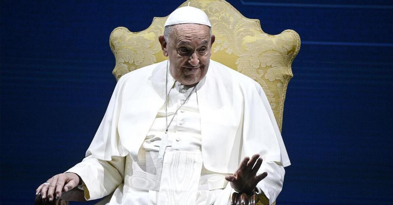 La verit&agrave;? Altro che omofobo di 87 anni, Papa Francesco dicendo fr*ciaggine dimostra di essere amico dei fr*ci, perch&eacute; solo chi &egrave; gay friendly pu&ograve; usare questo termine...