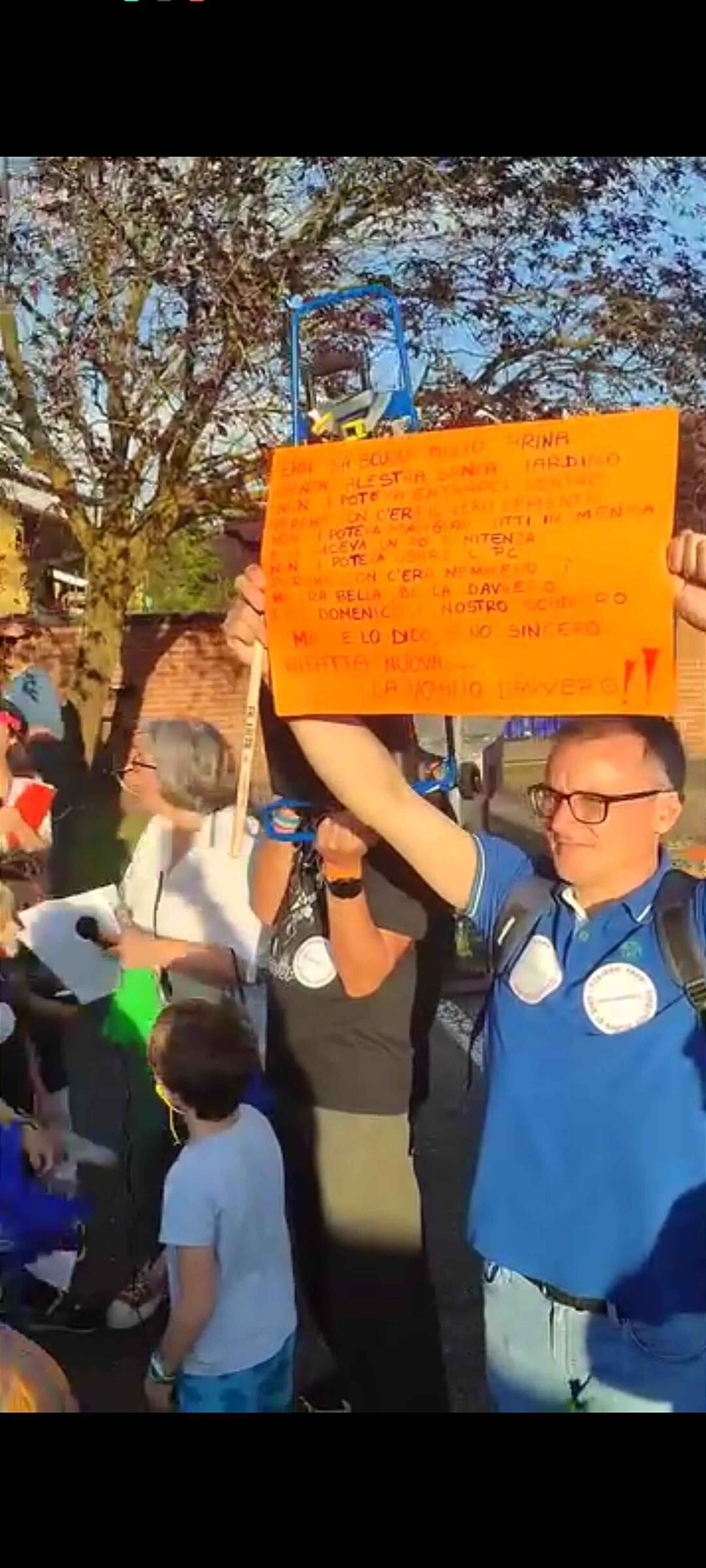 I genitori di San Genesio protestano contro la chiusura della scuola