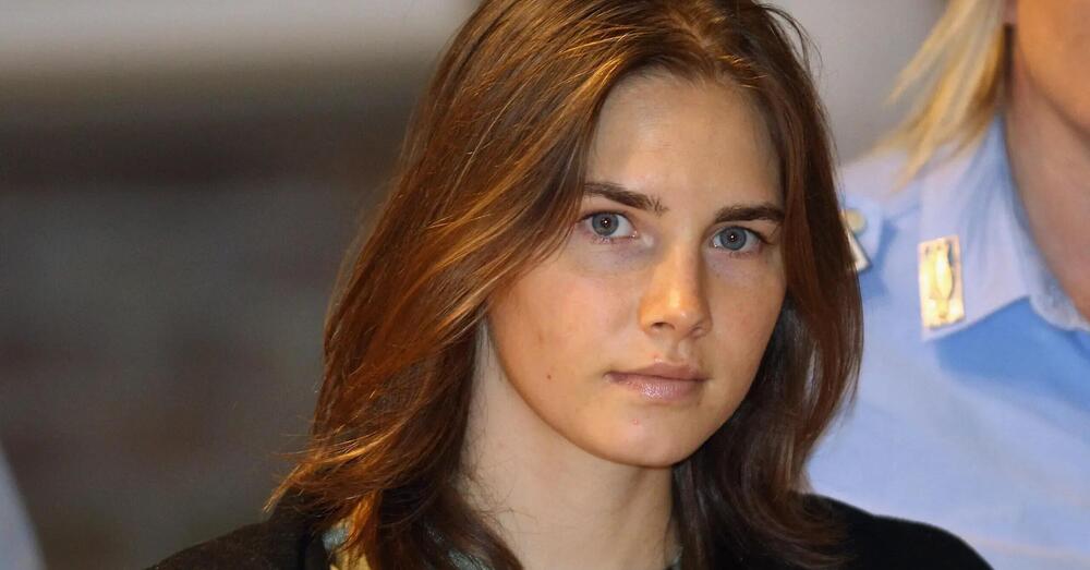 Ok, perch&eacute; Amanda Knox &egrave; diventata oggetto di uno strano culto? Dal caso Meredith in poi...