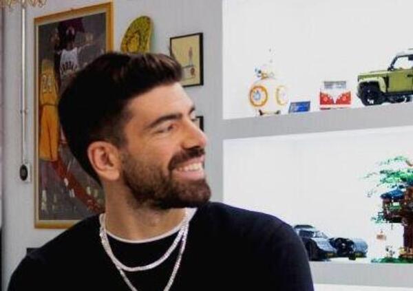 La morale di Gianluca Gazzoli, nuovo conduttore di Antefactor (preludio di X Factor): &ldquo;Siamo come funamboli su un cavo tra due palazzi altissimi. Guardate avanti, mai gi&ugrave;&rdquo;